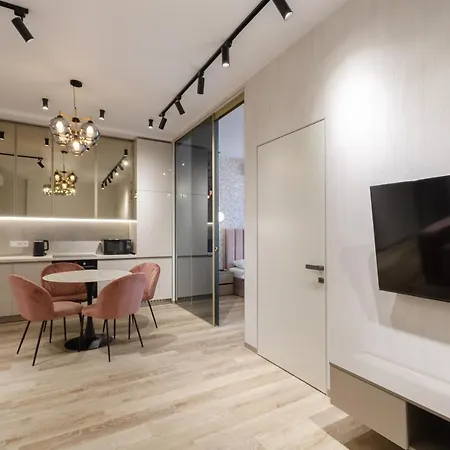 Petrovdom ж38 In Luxury At 68 Zhylyanska Street,38 Perlyna 基輔