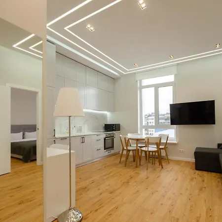 Petrovdom ж38 In Luxury At 68 Zhylyanska Street,38 Perlyna *