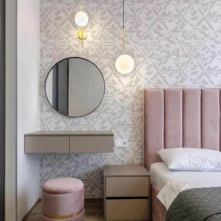 Petrovdom ж38 In Luxury At 68 Zhylyanska Street,38 Perlyna *