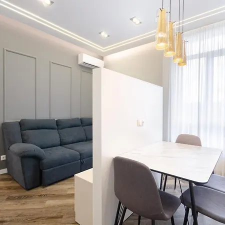 Petrovdom ж38 In Luxury At 68 Zhylyanska Street,38 Perlyna 基輔