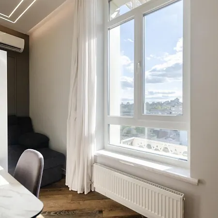 Petrovdom ж38 In Luxury At 68 Zhylyanska Street,38 Perlyna